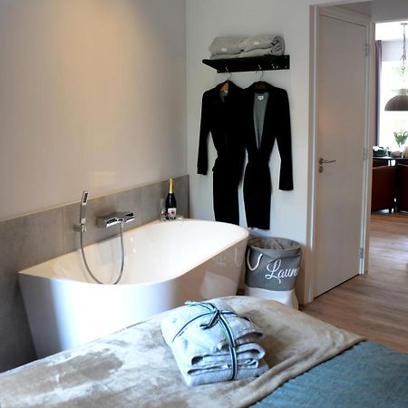 Bed And Breakfast In De Buurt Waalwijk Exterior photo